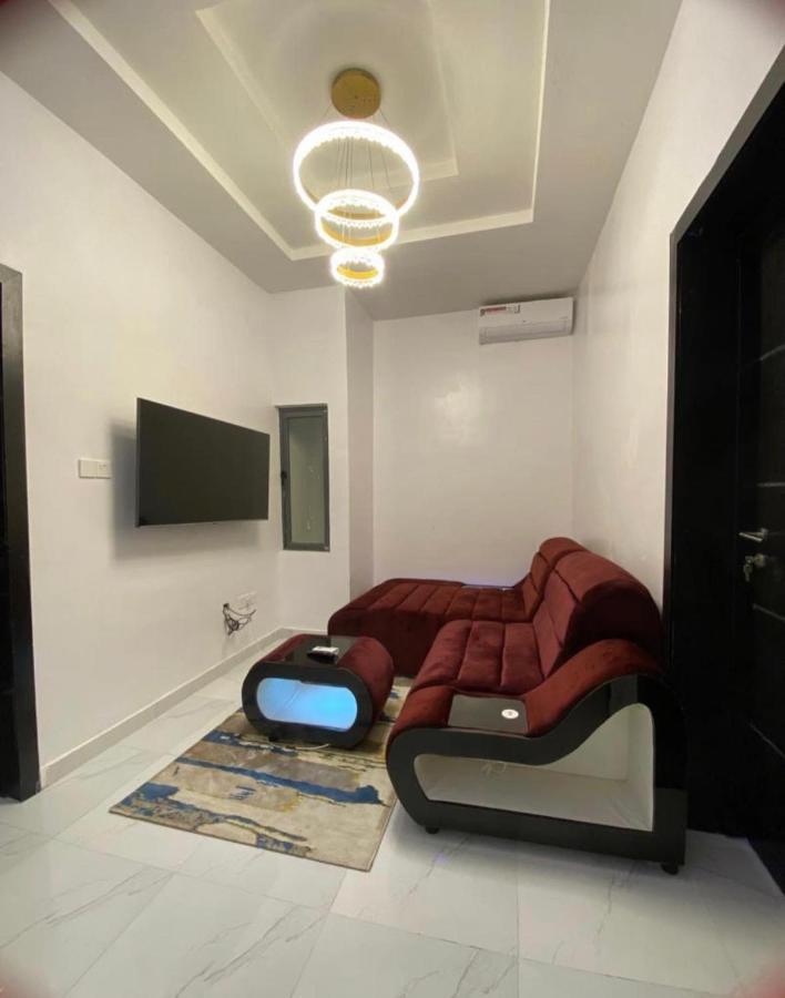 Urban Retreat Luxury Shortlet Apartment Lekki Ajah Lagos With Pool And Gym Kültér fotó
