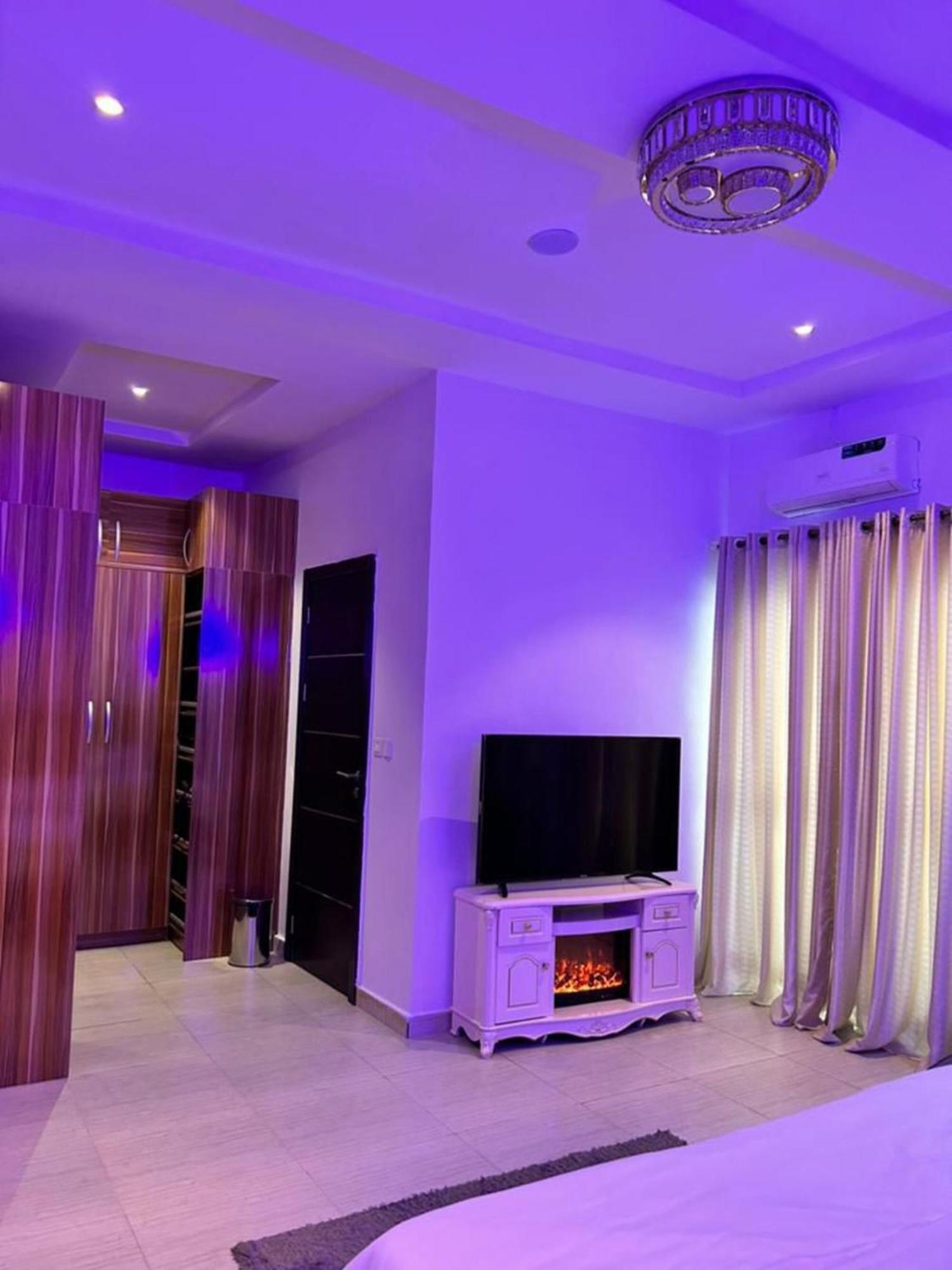 Urban Retreat Luxury Shortlet Apartment Lekki Ajah Lagos With Pool And Gym Kültér fotó